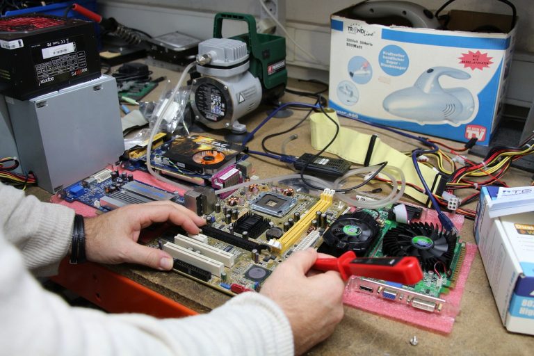 ICT Repairs computers